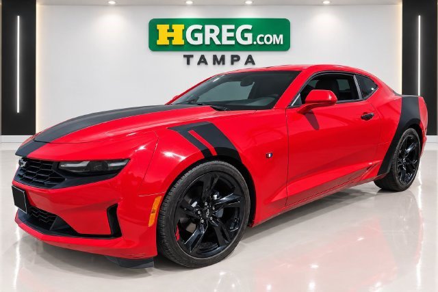 Used 2021 Chevrolet Camaro LT w/ Technology Package RWD image 4