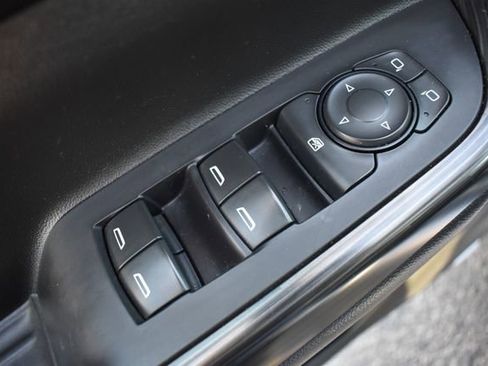 Used 2018 GMC Acadia SLT w/ LPO, Floor Liner Package AWD/4WD image 23