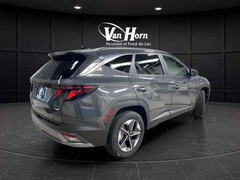 New 2026 Hyundai Tucson SEL image 3