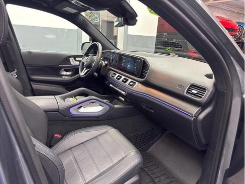 Used 2021 Mercedes-Benz GLS 450 4MATIC image 35