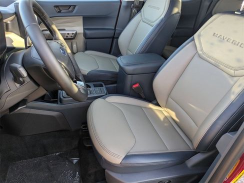 New 2026 Ford Maverick Lariat w/ 4K Tow Package image 16