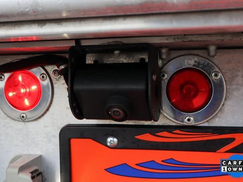 Used 2018 Ford Transit 250 138 image 30