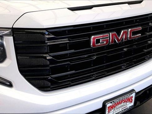 Used 2025 GMC Sierra 1500 Elevation AWD/4WD image 30