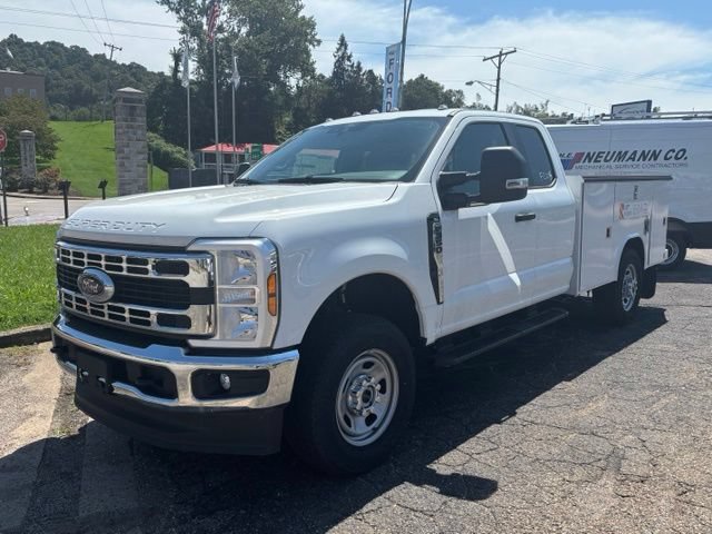 New 2025 Ford F350 XL w/ XL Chrome Package AWD/4WD image 13