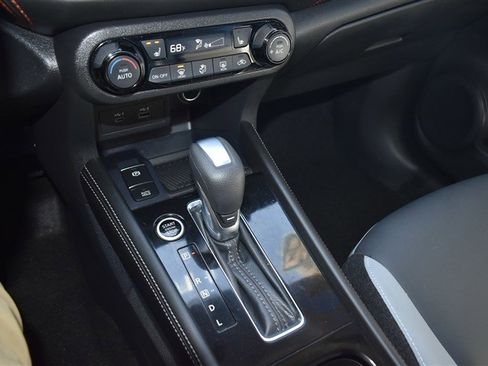 Used 2024 Nissan Kicks SR w/ SR Premium Package image 16