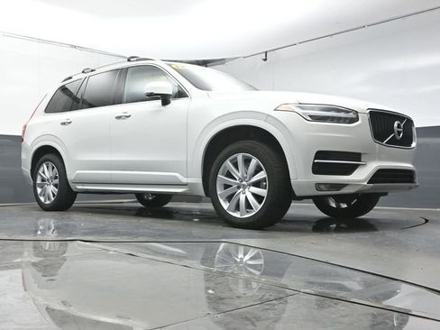 Used 2018 Volvo XC90 T5 Momentum FWD image 40