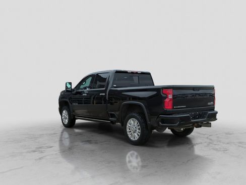 Used 2023 Chevrolet Silverado 2500 High Country w/ Z71 Off-Road Package AWD/4WD image 5