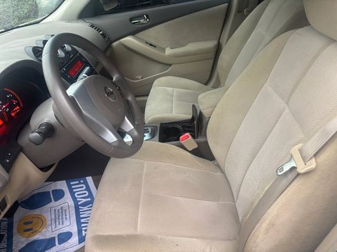 Used 2009 Nissan Altima 2.5 S FWD image 10