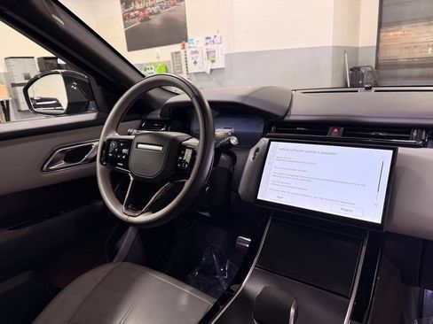 Used 2026 Land Rover Range Rover Velar Dynamic SE AWD/4WD image 30