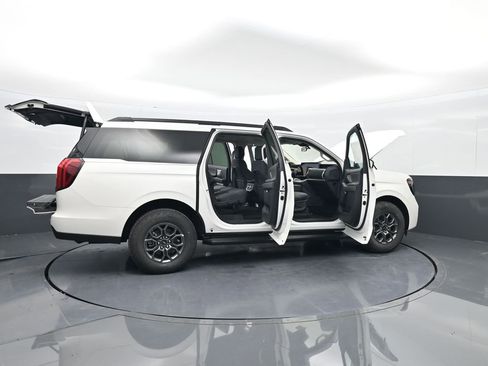 New 2025 Ford Expedition Max Active image 58