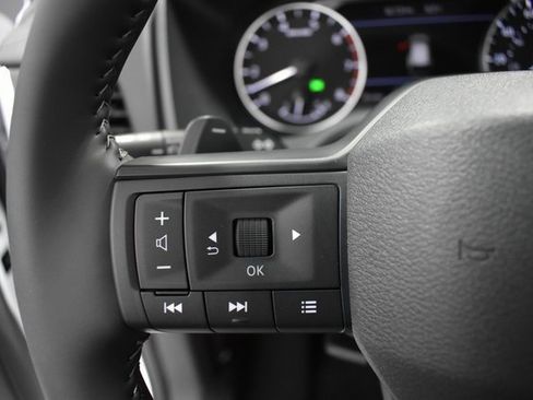 New 2026 Nissan Rogue SV image 25