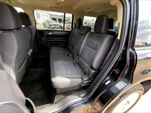 Used 2019 Ford Flex SE FWD image 21