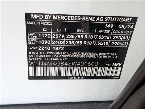 Used 2025 Mercedes-Benz GLB 250 image 23