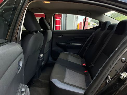 Used 2025 Nissan Versa SV FWD image 11