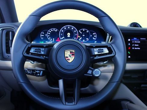 New 2026 Porsche Cayenne S AWD/4WD image 18