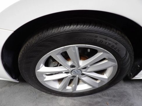 Used 2021 Volkswagen Passat 2.0T S FWD image 19
