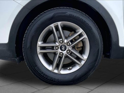 Used 2017 Hyundai Santa Fe Sport FWD image 11