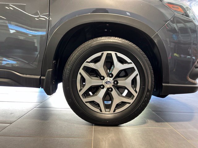Used 2022 Subaru Forester Premium AWD/4WD image 45