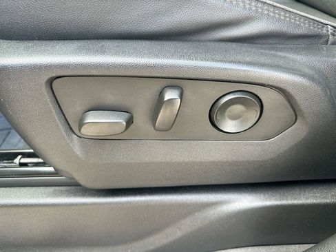 Used 2023 Chevrolet Tahoe High Country image 12