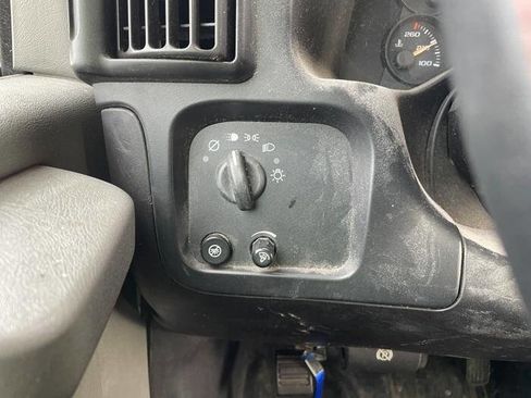 Used 2006 Chevrolet Express 3500 Extended image 30