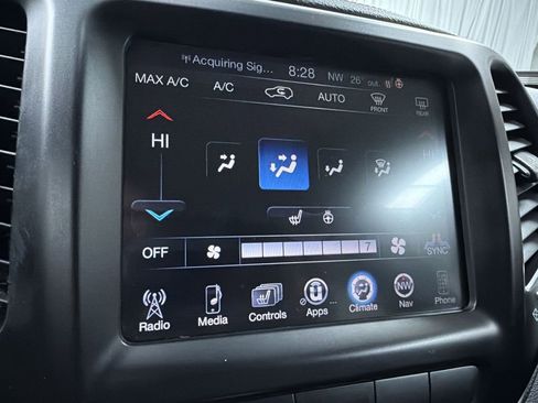 Used 2014 Jeep Cherokee Trailhawk w/ Comfort/Convenience Group image 10