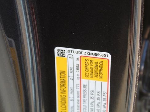 Used 2022 GMC Sierra 1500 SLT image 39