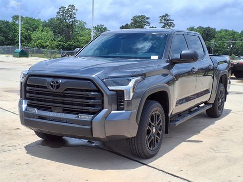 New 2026 Toyota Tundra SR5 AWD/4WD image 3