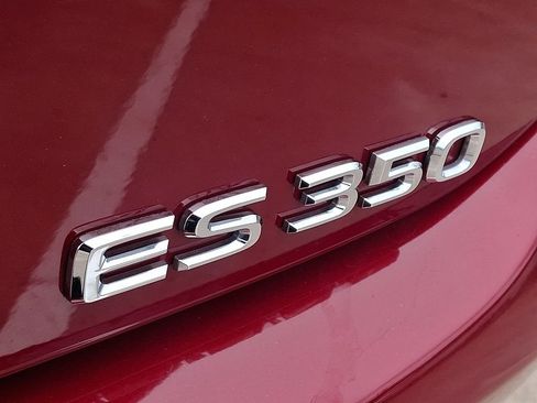 Used 2025 Lexus ES 350 w/ Premium Package image 31