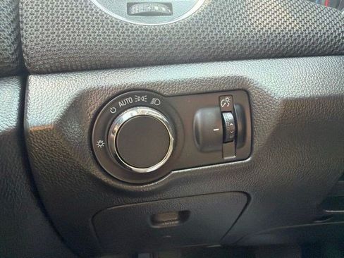 Used 2014 Chevrolet Cruze LT FWD image 26
