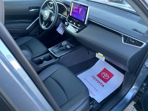 New 2026 Toyota Corolla Cross XLE image 18