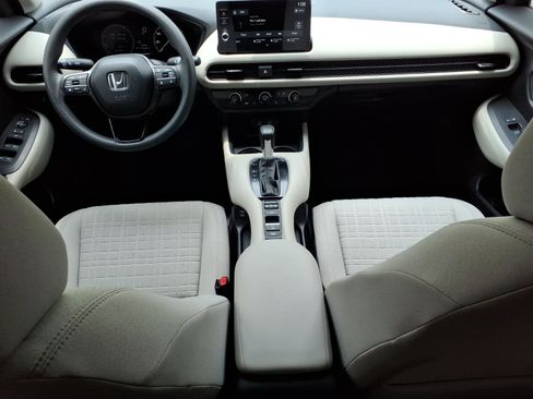 Used 2026 Honda HR-V LX image 17