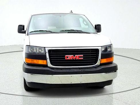 Used 2025 GMC Savana 2500 w/ Driver Convenience Package RWD image 2