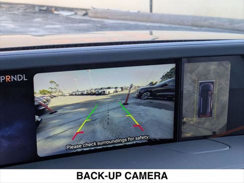 New 2026 Lincoln Nautilus Premier image 9