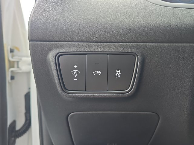 Used 2022 Hyundai Santa Cruz SEL Premium AWD/4WD image 24