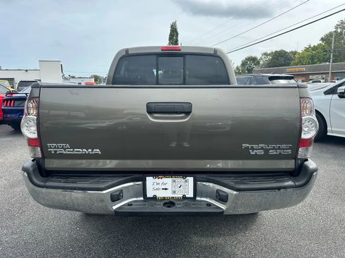 Used 2011 Toyota Tacoma PreRunner image 4