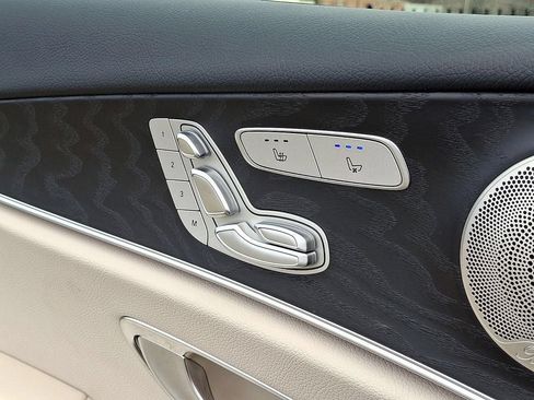 Used 2023 Mercedes-Benz E 350 4MATIC Sedan image 29