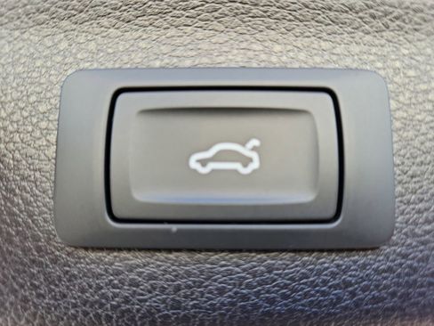 Used 2023 Audi Q3 2.0T Premium w/ 19" Wheel Package image 11