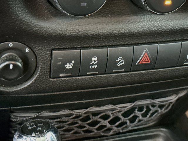 Used 2018 Jeep Wrangler Rubicon w/ Power Convenience Group AWD/4WD image 18