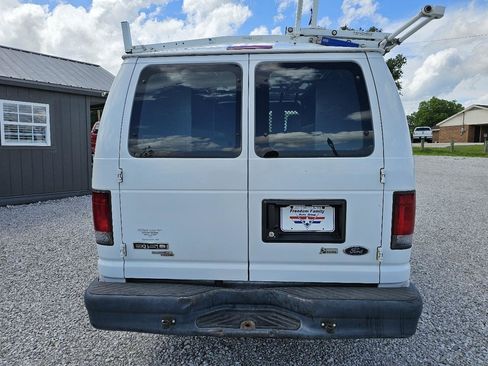 Used 2011 Ford E-150 and Econoline 150 w/ Commercial Cargo Van Pkg RWD image 9