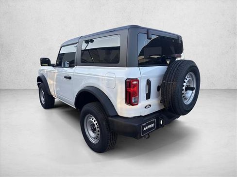 New 2026 Ford Bronco 2-Door AWD/4WD image 3