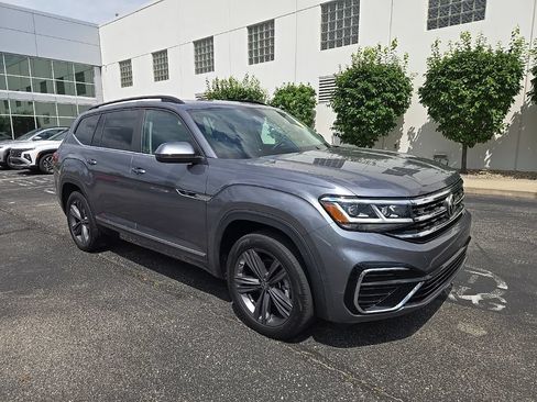 Used 2021 Volkswagen Atlas SE AWD/4WD image 4