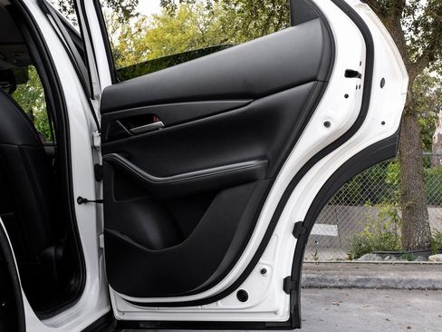 Used 2022 MAZDA CX-30 AWD 2.5 S w/ Select Package image 55