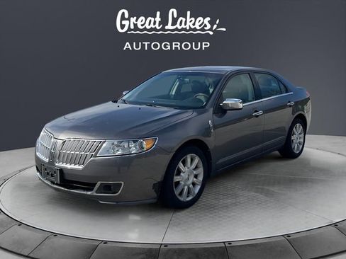 Used 2011 Lincoln MKZ image 1