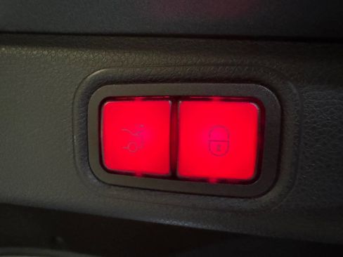 Used 2022 Mercedes-Benz E 53 AMG 4MATIC Sedan image 53