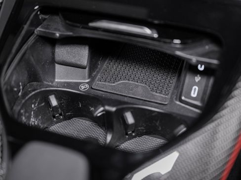 Used 2025 Mercedes-Benz AMG GT 63 image 44