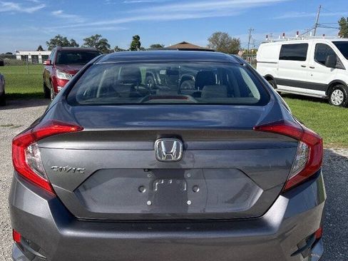 Used 2017 Honda Civic LX image 7