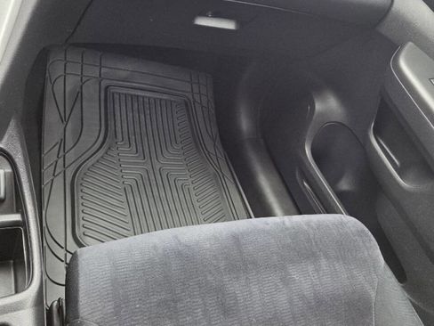 Used 2013 Honda CR-V LX image 9