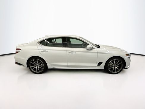 Used 2025 Genesis G70 2.5T RWD image 10