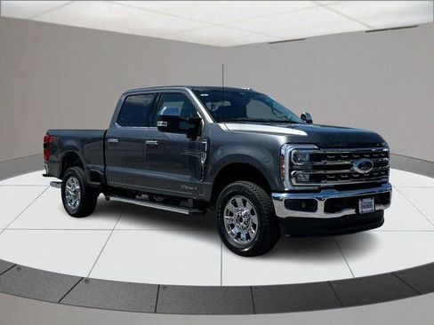 New 2025 Ford F350 Lariat w/ Chrome Package image 2