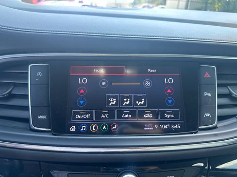 Used 2023 Buick Enclave Avenir w/ Avenir Technology Package FWD image 17